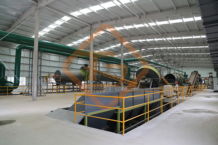 牛粪有机肥生产线-槽式���d���?jpg